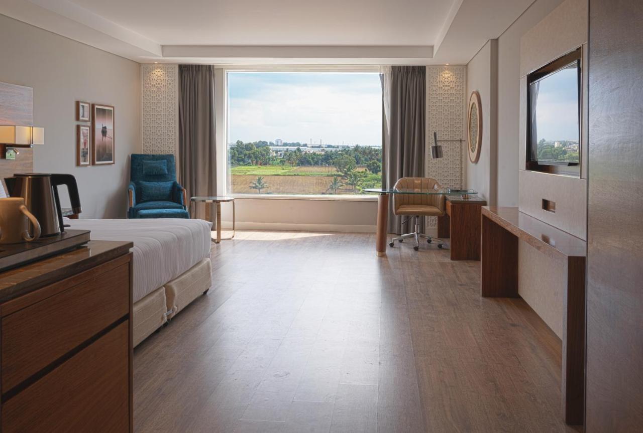 The Elite Narasapura, A Member Of Radisson Individuals Hotel Luaran gambar
