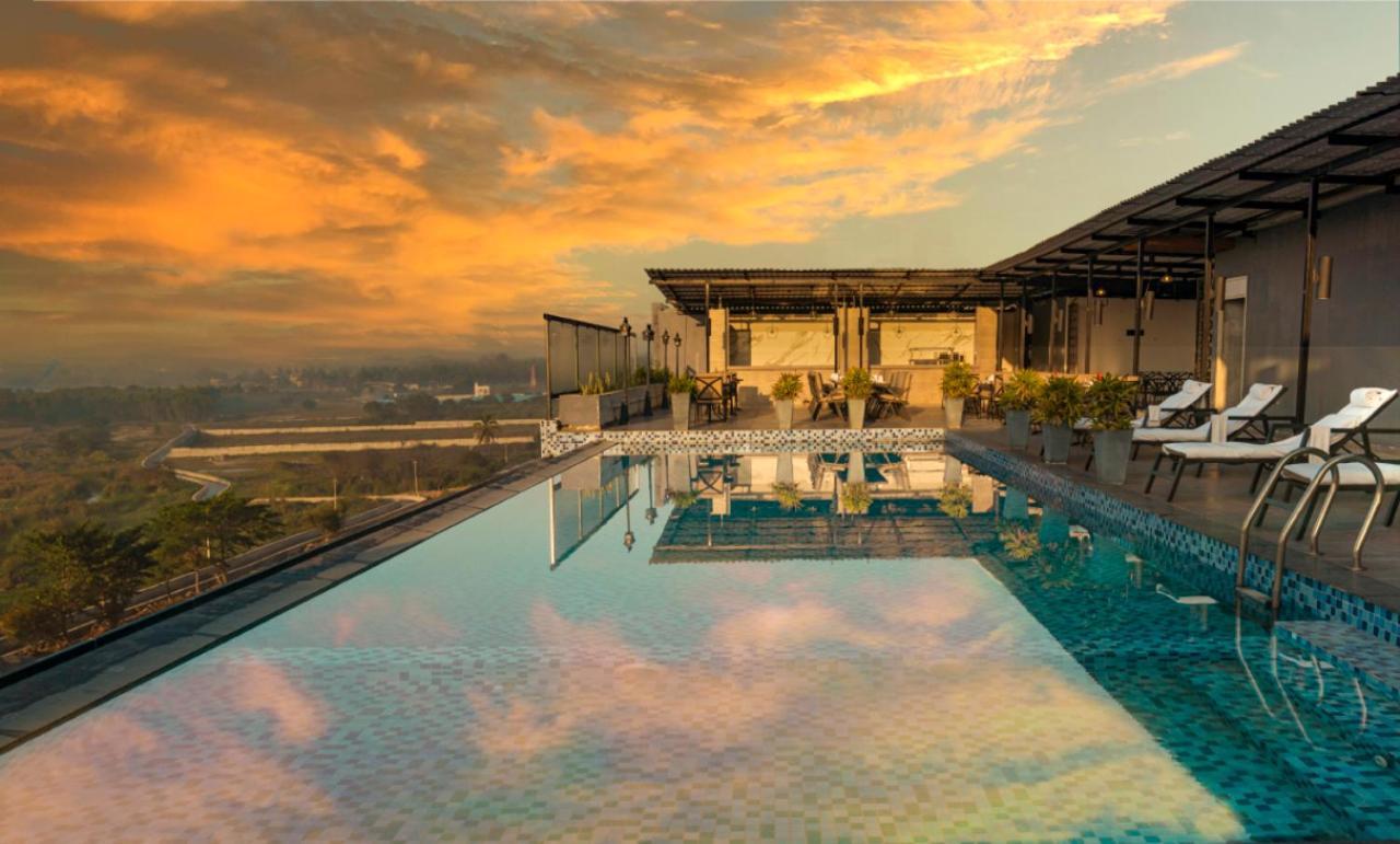 The Elite Narasapura, A Member Of Radisson Individuals Hotel Luaran gambar