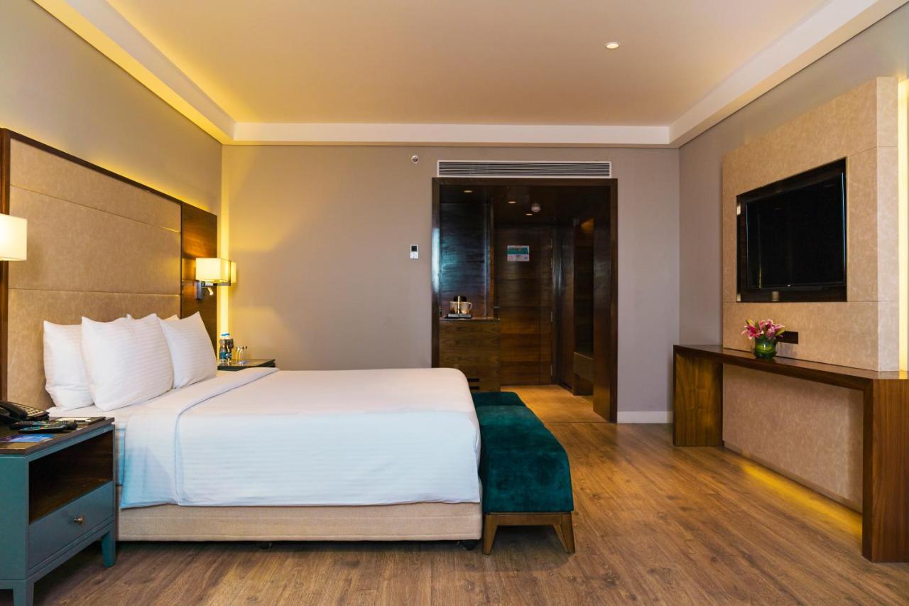 The Elite Narasapura, A Member Of Radisson Individuals Hotel Luaran gambar
