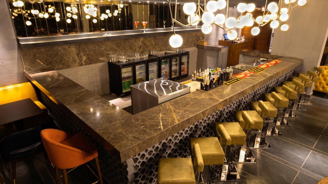 The Elite Narasapura, A Member Of Radisson Individuals Hotel Luaran gambar