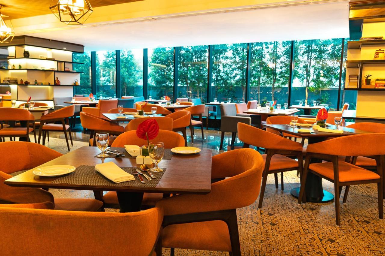 The Elite Narasapura, A Member Of Radisson Individuals Hotel Luaran gambar