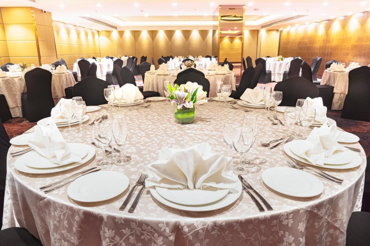The Elite Narasapura, A Member Of Radisson Individuals Hotel Luaran gambar