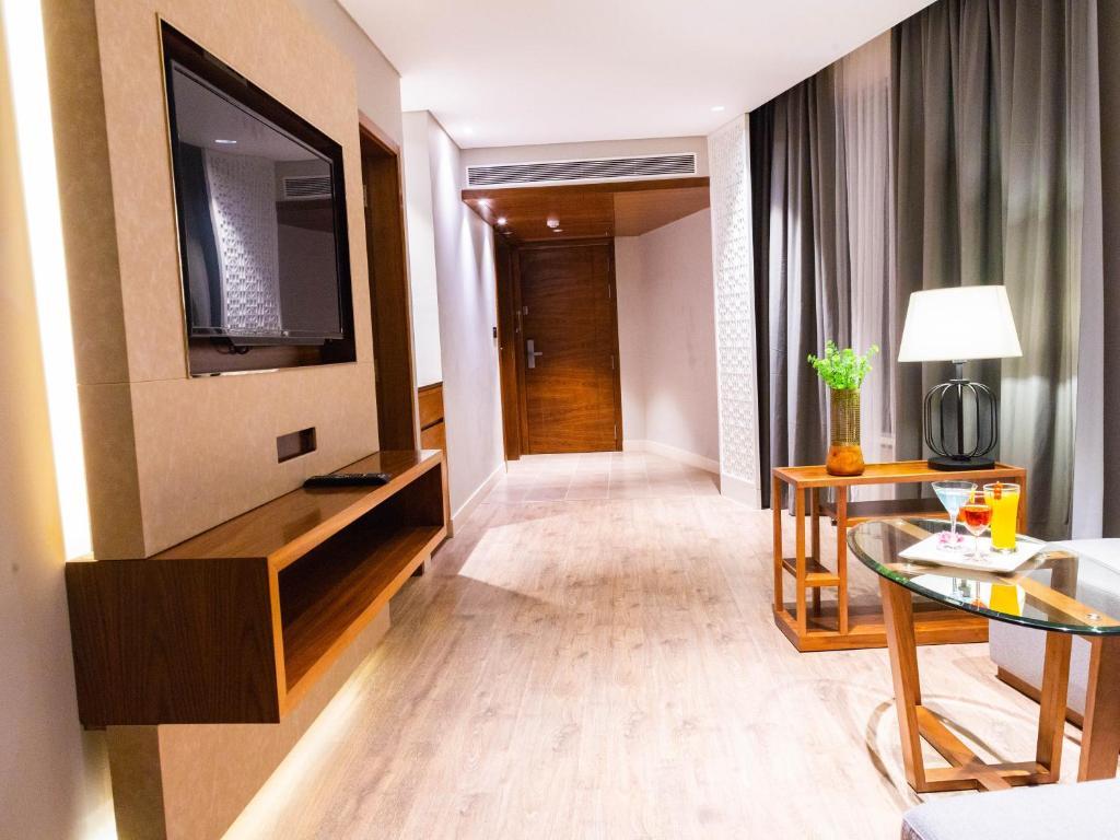 The Elite Narasapura, A Member Of Radisson Individuals Hotel Luaran gambar