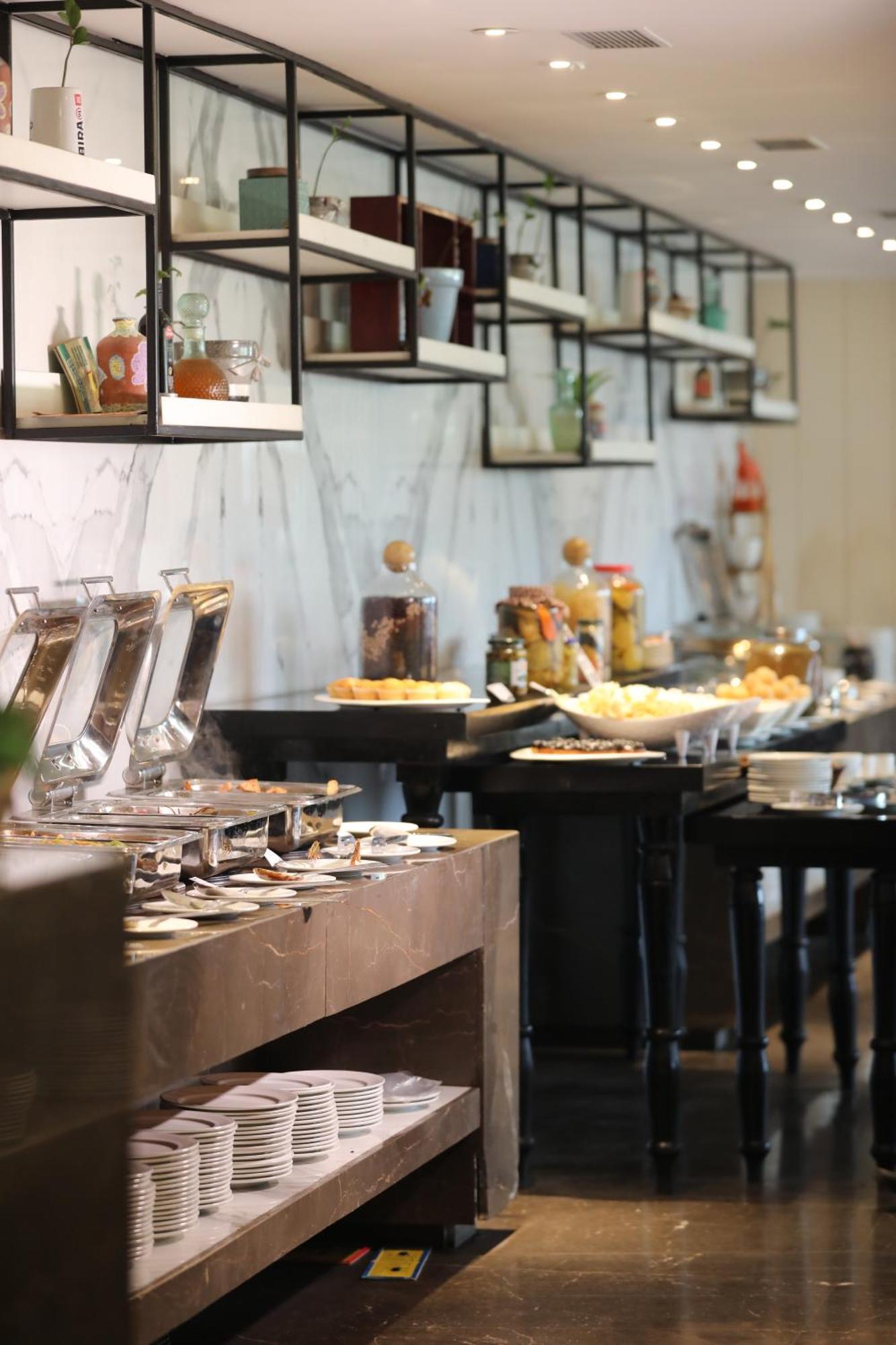 The Elite Narasapura, A Member Of Radisson Individuals Hotel Luaran gambar