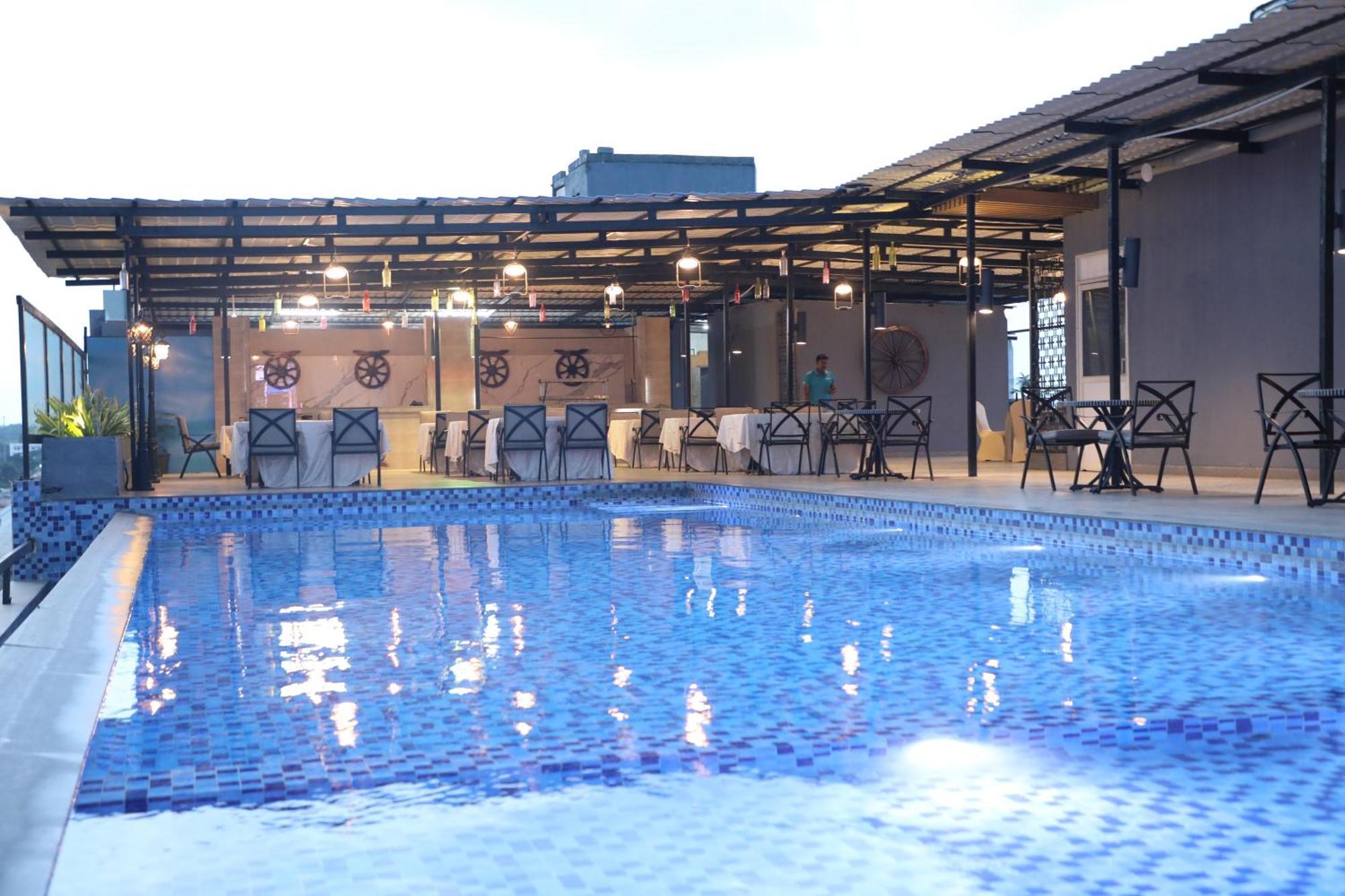 The Elite Narasapura, A Member Of Radisson Individuals Hotel Luaran gambar