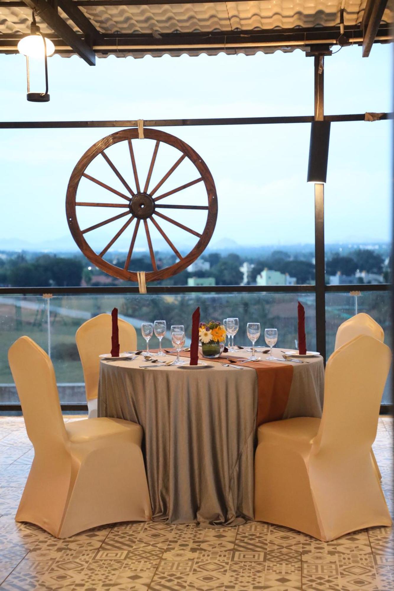 The Elite Narasapura, A Member Of Radisson Individuals Hotel Luaran gambar