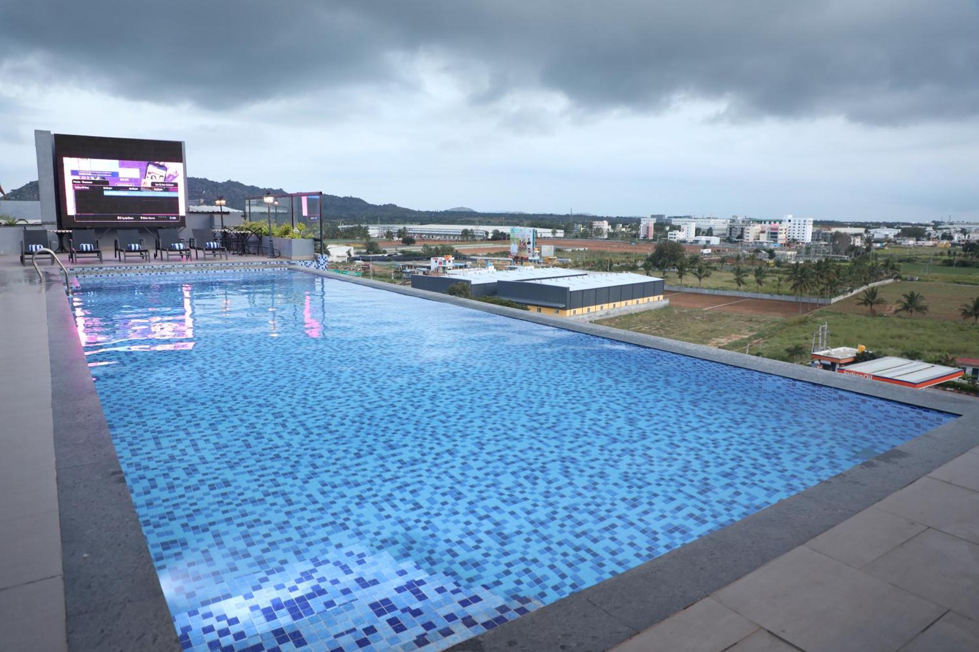 The Elite Narasapura, A Member Of Radisson Individuals Hotel Luaran gambar