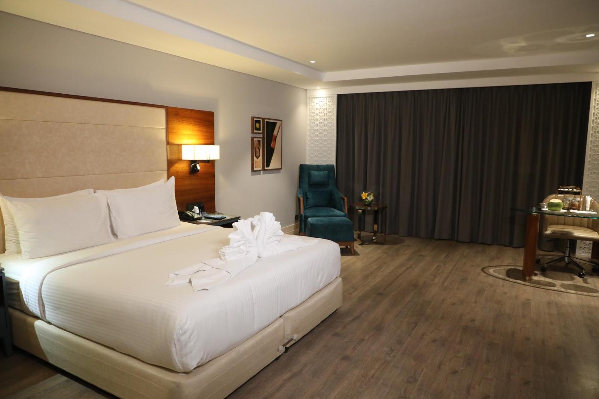 The Elite Narasapura, A Member Of Radisson Individuals Hotel Luaran gambar