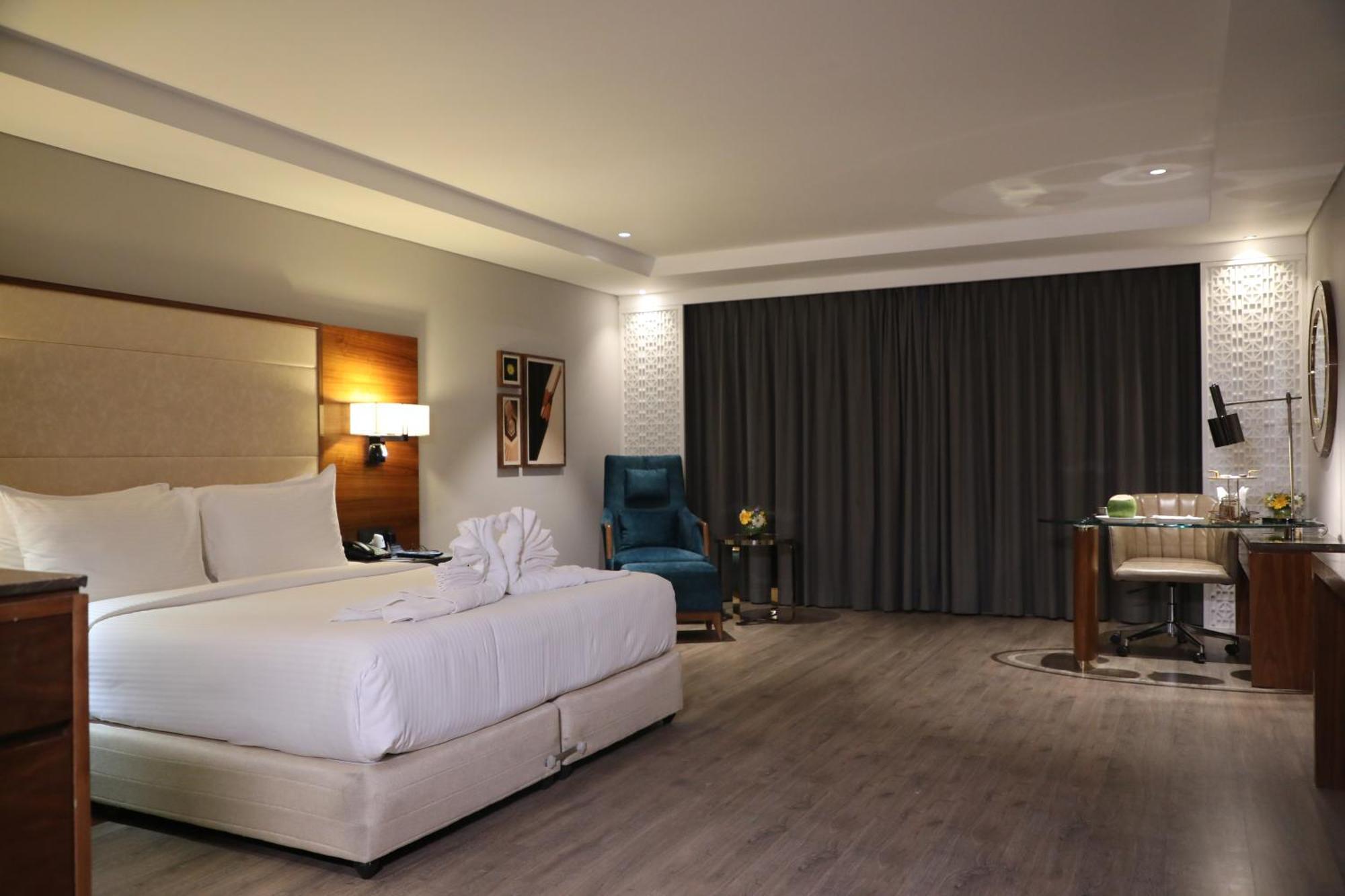The Elite Narasapura, A Member Of Radisson Individuals Hotel Luaran gambar